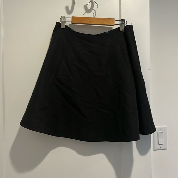 Kate Spade Lula Black Pleated Mini Skater Skirt Classic Minimalist Silk Holiday - Picture 3 of 5